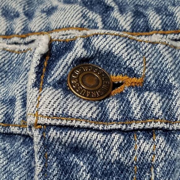 VINTAGE 1991 Levi's 550 Light Wash Distressed Trashed High Rise Grunge Jeans - Picture 12 of 16